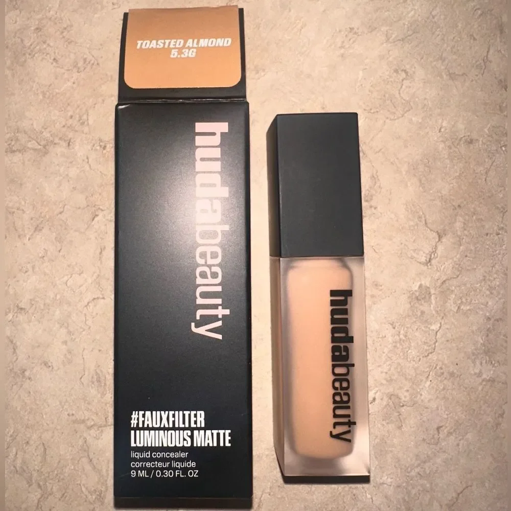 NIB Huda Beauty FauxFilter Matte Concealer Toasted Almond 5.30